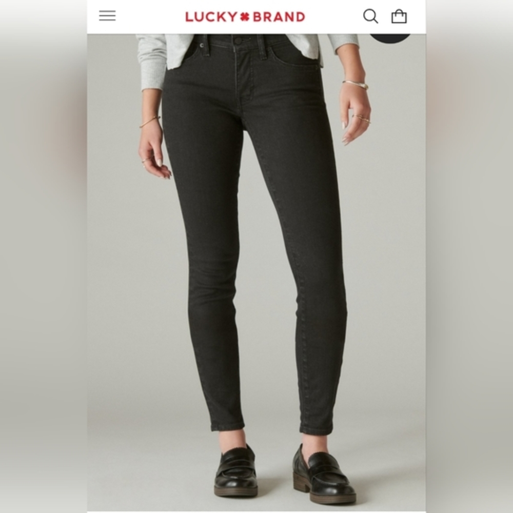 Lucky Brand "Ava" black skinny fit mid-rise jeans, size 6, excellent condition